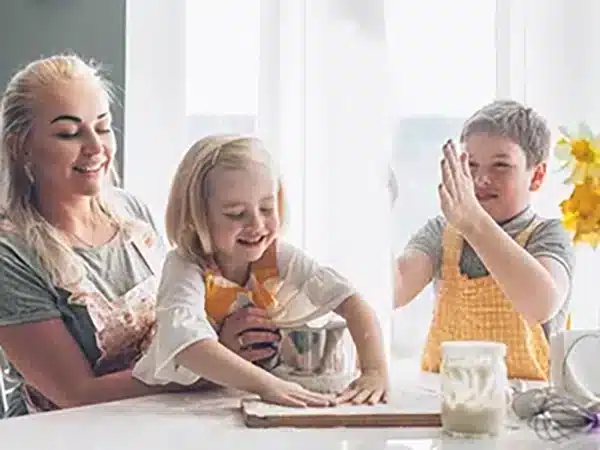 Family enjoying the kitchen