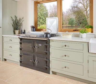 Everhot 100 Graphite kitchen layout