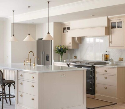 Everhot 120 in Graphite in white kitchen