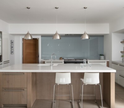 Large modern minimalist kitchen with Graphite Everhot